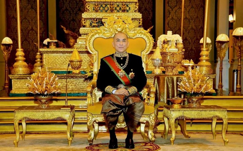 Cambodian king appoints new prime minister