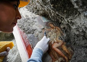 Робот будет работать в восстановлении фрески в Помпеях