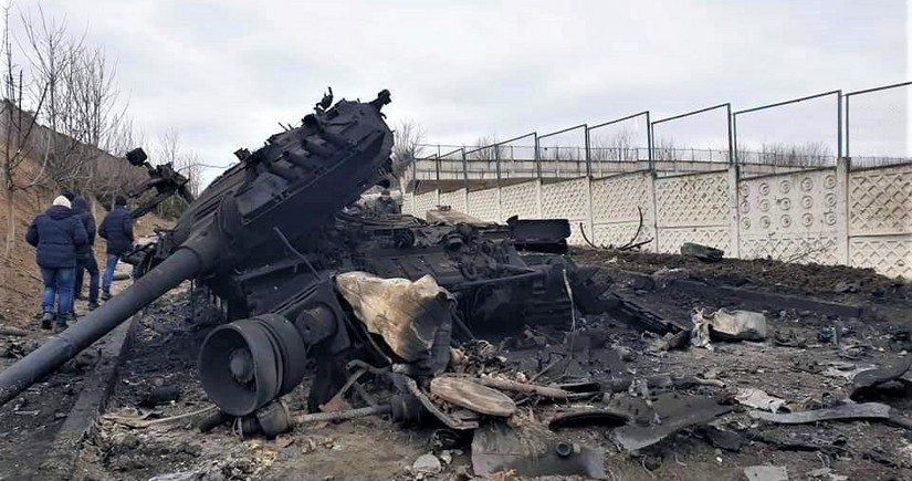 Ukrayna Baş Qərargahı: Son sutkada Rusiyanın daha 7 tankı məhv edilib