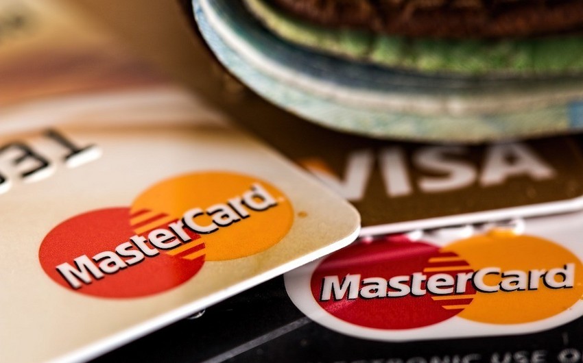 MasterCard öz loqotipindən şirkətin adını çıxardır - VİDEO