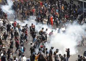 В Шри-Ланке протестующие ворвались в резиденцию президента