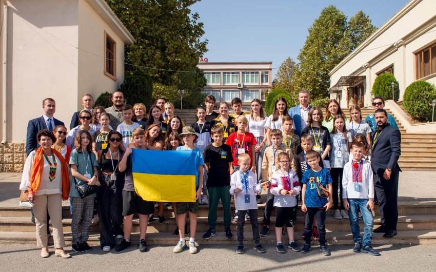 Daha bir qrup ukraynalı uşaq reabilitasiya üçün Azərbaycana gəlib