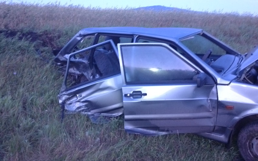 В Гусаре автомобиль марки ВАЗ-2115 упал в овраг: есть погибший