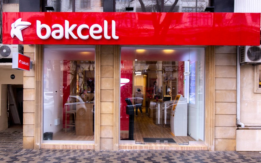 “Bakcell” Bakıda yeni konsept mağazasını təqdim etdi