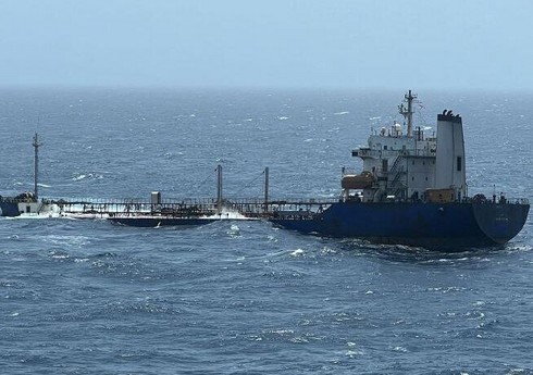 В Манильском заливе затонул танкер под флагом Филиппин с 1,4 млн л мазута