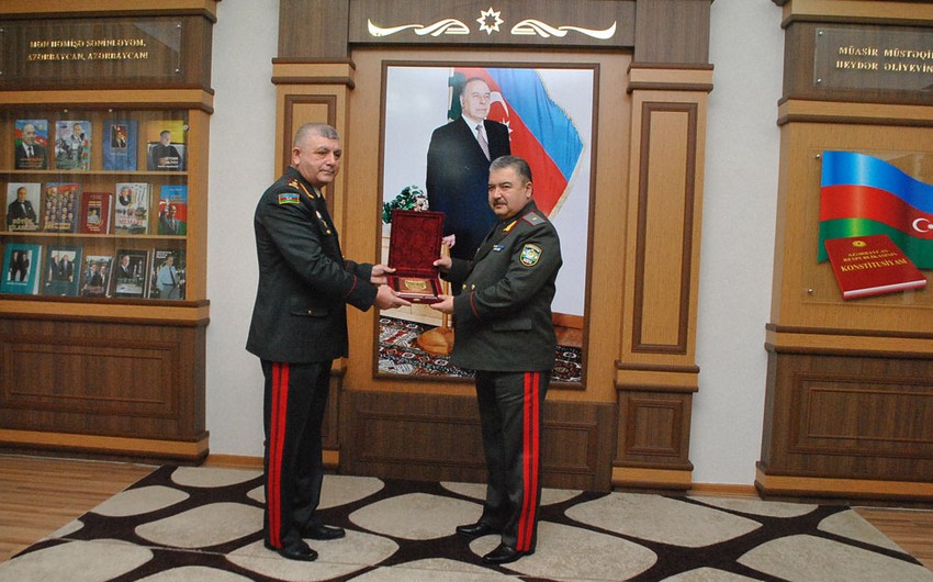Uzbek defence minister visits Azerbaijani Armed Forces Military College