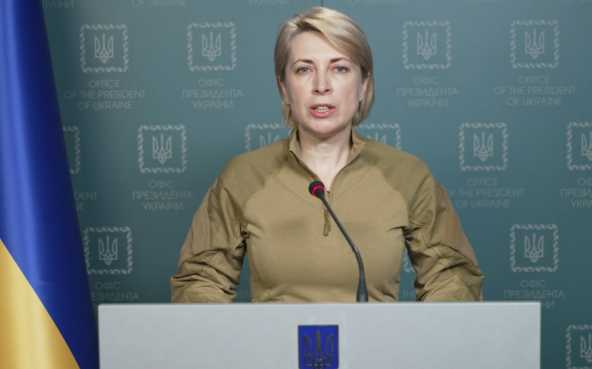 Вице-премьер Украины: Требуем гуманитарный коридор с территорий вокруг ЗАЭС 