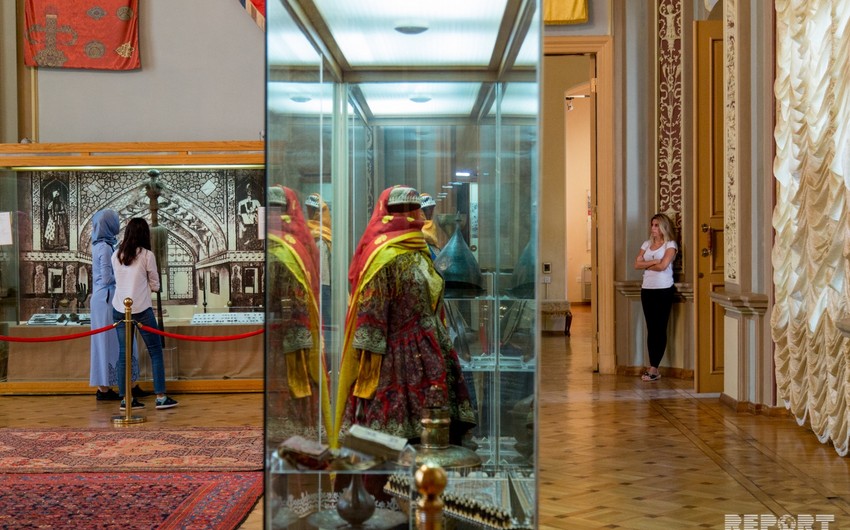 Председатель: По сравнению с 2003 годом музеи Азербайджана в 2016 году посетило больше людей