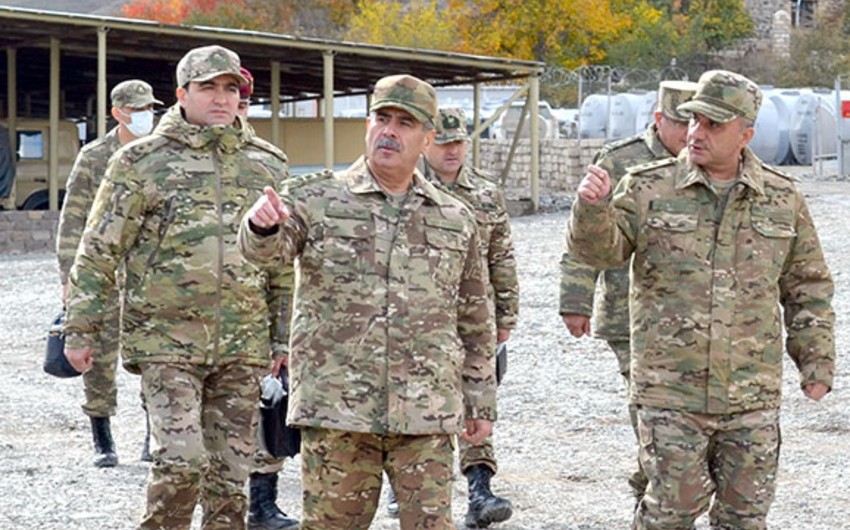 Закир Гасанов проверил готовность к зиме воинских частей в Кяльбаджаре и Лачине