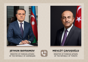 Azerbaijani, Turkish FMs talk over phone