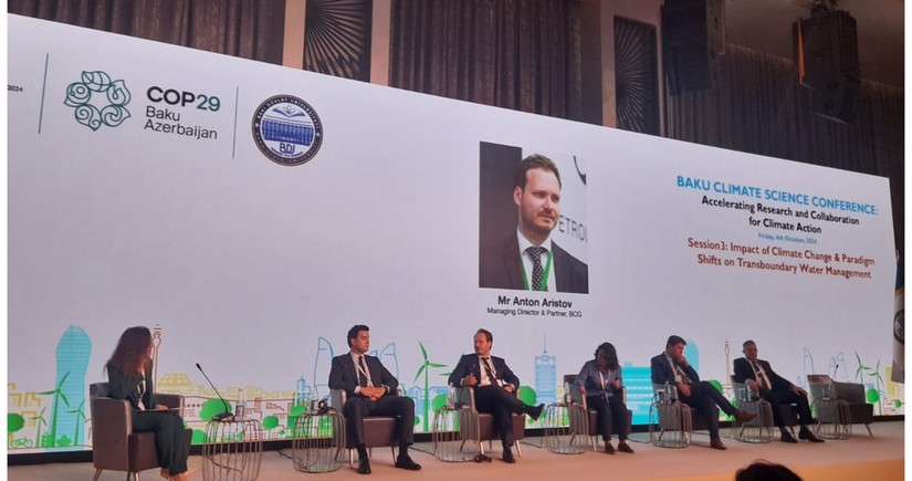 Baku hosts panel on climate change impact on transboundary water management