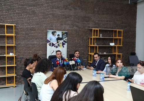 В Азербайджане начинается прием студентов в учреждения профобразования