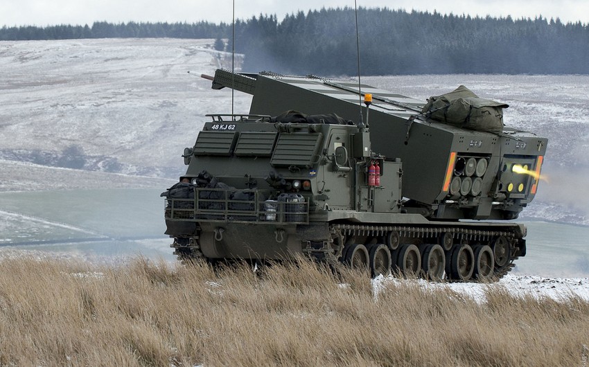 Великобритания предоставит Украине реактивные системы залпового огня M270