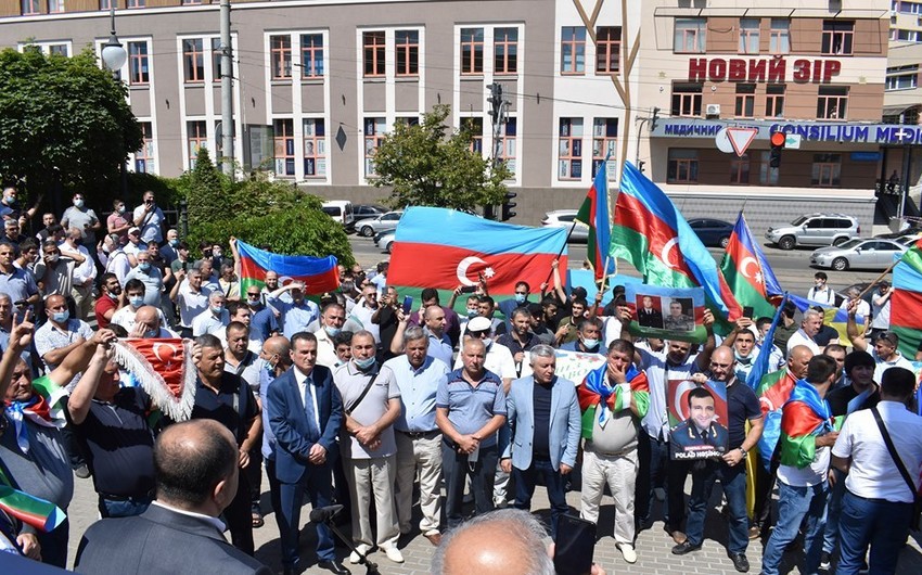 В Киеве прошла акция поддержки азербайджанской армии