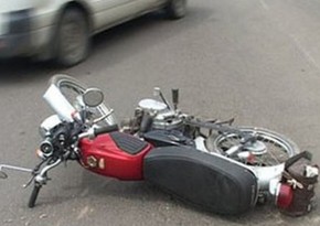 В Баку 22-летнего парня сбил мотоцикл