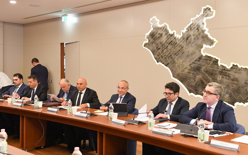 Azerbaijan's minister of economy visiting Italy