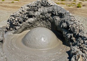 Employees of the Institute of Geology and Geophysics have gone to the volcanic eruptive area