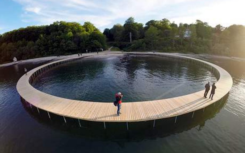 ​В Дании построили Бесконечный мост