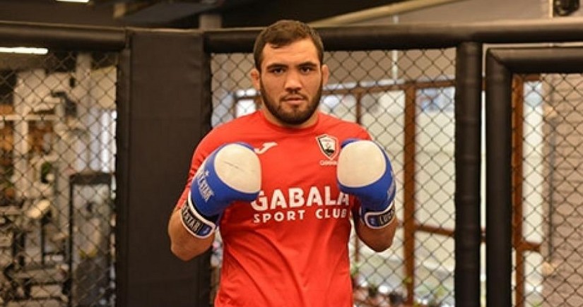 MMA döyüşçüsü Nəriman Abbasov növbəti qələbəsini qazanıb