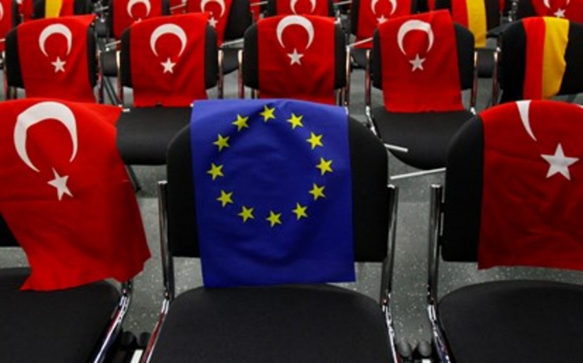 The EU launches discussions regarding Turkey's coup attempt