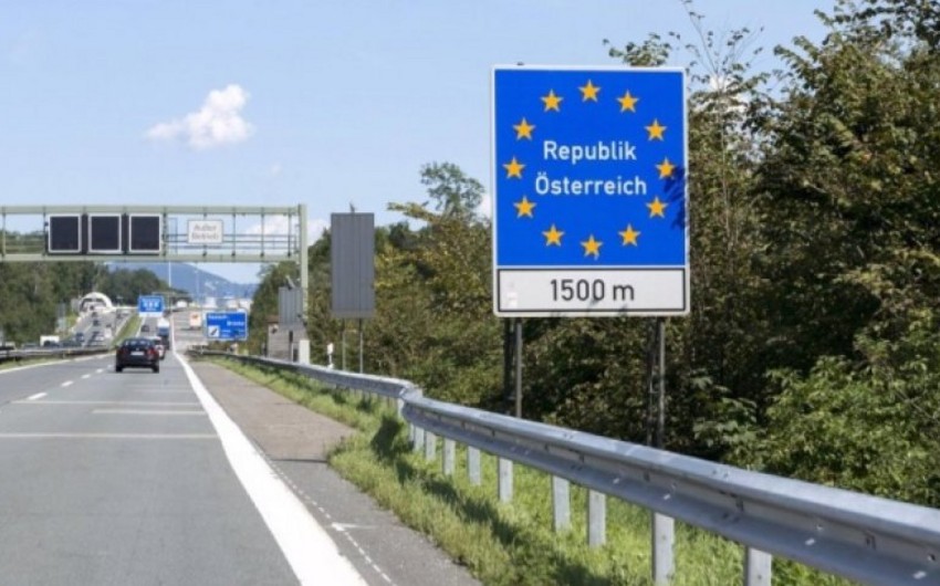 Slovakiya Çexiyanı Şengen razılaşmasını pozmaqda ittiham edir