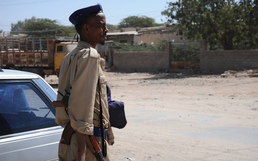 В Сомали при взрыве у полицейского участка погибли шесть человек