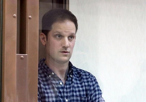  Байден пообещал освободить осужденного в России журналиста 