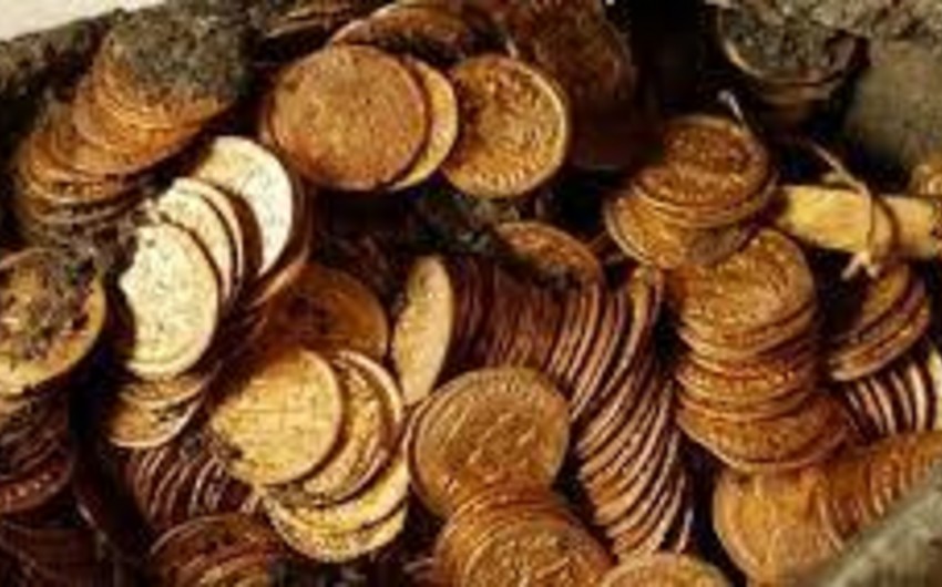 В Великобритании обнаружили крупный клад с дорогими монетами