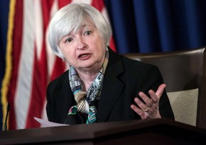 European banks in Russia face 'awful lot of risk', Yellen says