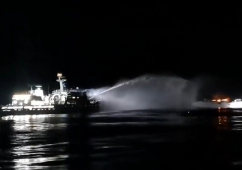 У берегов Южной Кореи загорелось российское судно, несколько членов экипажа пропали без вести