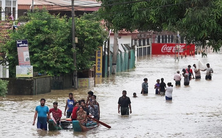 Sri Lanka closes schools as floods hammer Colombo