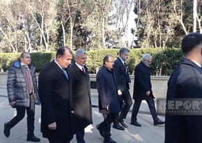 Turkish Trade Minister visits Alley of Martyrs