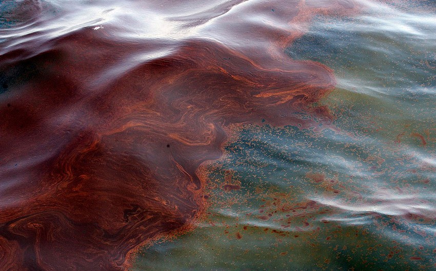 ​Вблизи западного берега США произошла крупная утечка нефти