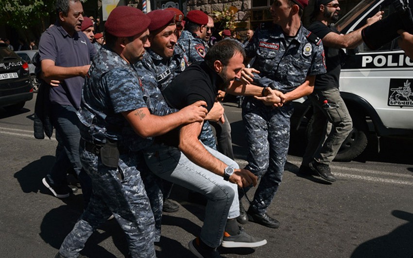 Brawl near Yerevan leads to six arrests and injured police officers