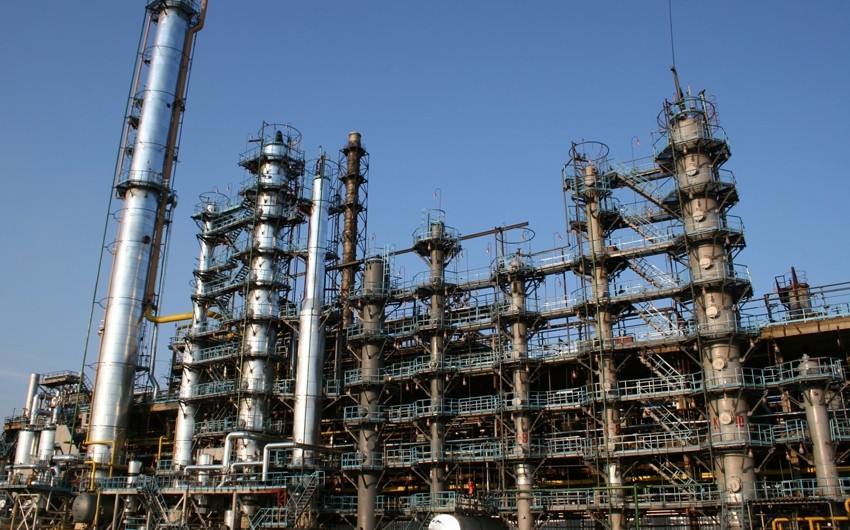 В прошлом месяце Кременчугский завод приобрел свыше 43 тыс. тонн азербайджанской нефти