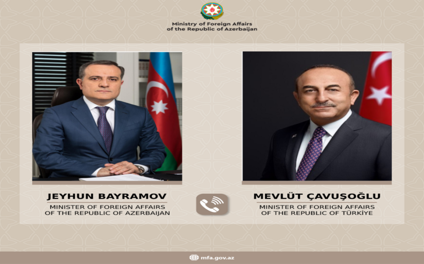 Глава МИД Азербайджана позвонил турецкому коллеге