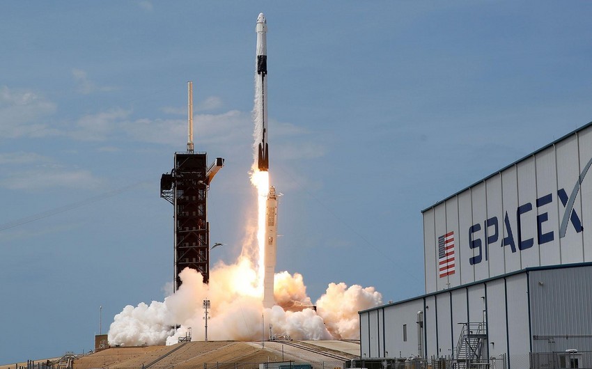 SpaceX запустила ракету со спутниками Starlink