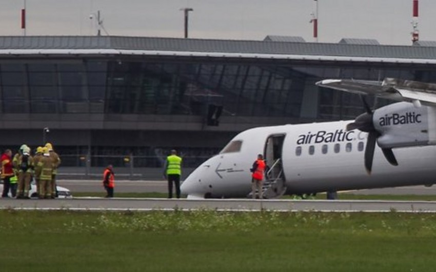 В аэропорту Риги экстренно сел самолет