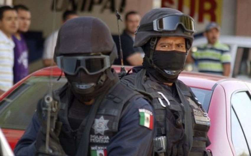 Meksikada baş vermiş atışmada 19 nəfər öldürülüb