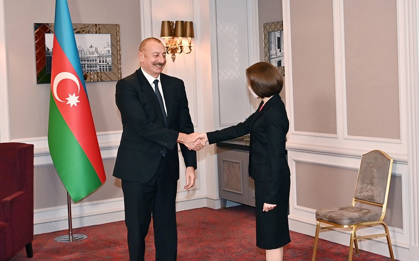 Moldovan leader thanks President Ilham Aliyev