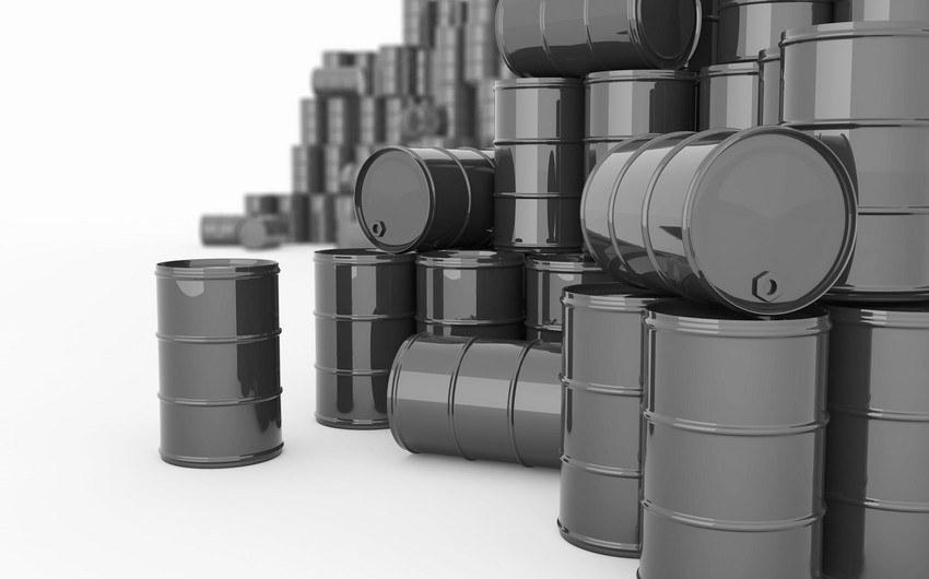 Stocks of crude oil in US sharply increased
