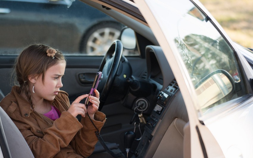 Исследование: Водители пользуются телефонами в 88% поездок