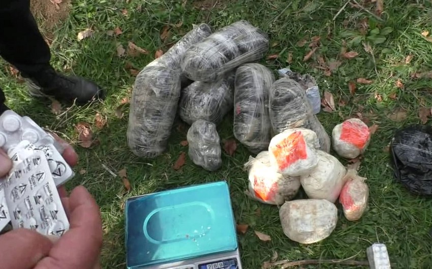 Yardımlıda dərədən 21 kiloqram narkotik aşkarlanıb