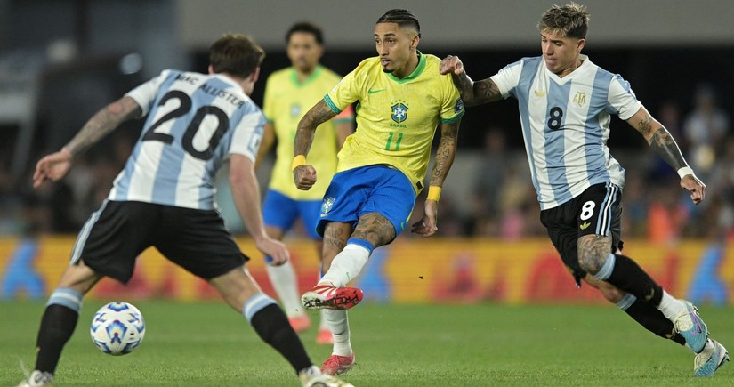 Argentina millisi iki tarixi rekorda imza atıb