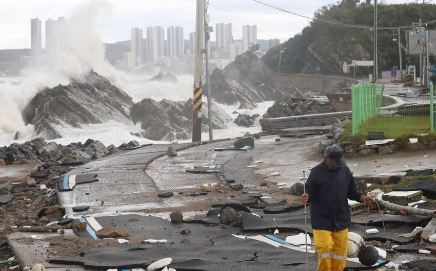 Typhoon Hinnamnor leaves at least 2 dead in S. Korea