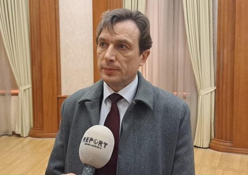 Депутат из Молдовы: Президентские выборы в Азербайджане проходят демократично