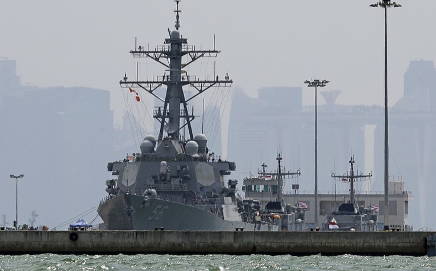 Американский эсминец столкнулся с буксиром у берегов Японии