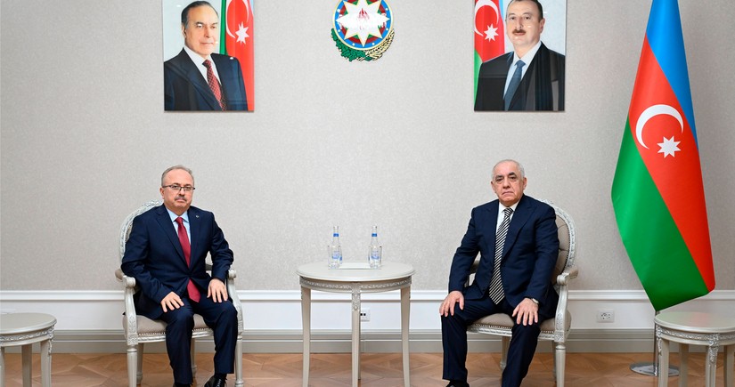 Azerbaijani PM meets with the Turkish ambassador