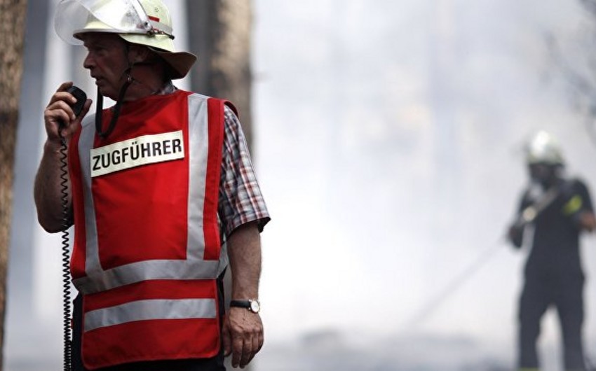 В Германии при пожаре в жилом доме пострадали около 30 человек, в том числе и дети