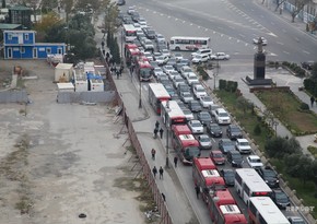 Пешеходные переходы, способствующие образованию пробок в Баку - ФОТО